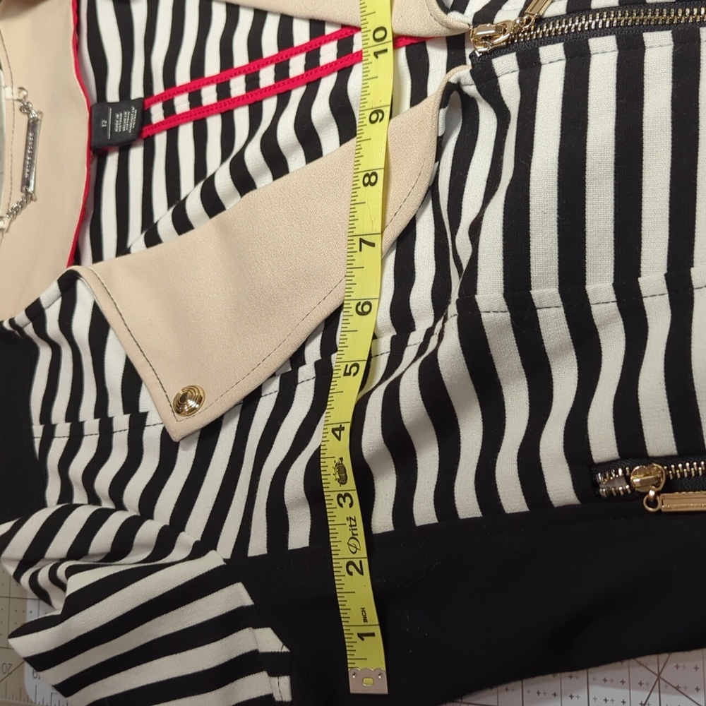 Fitted jacket - Picture 3 of 12